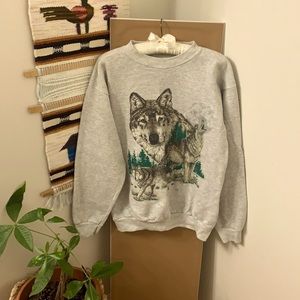 Comfy Wolf Crewneck Pullover